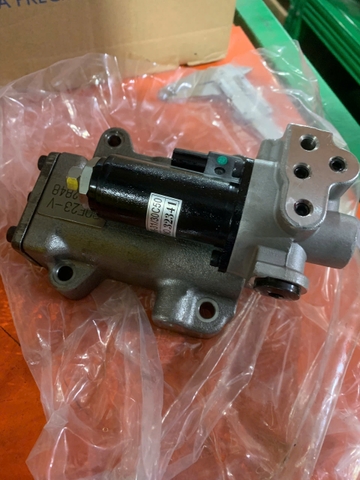 BA LÔ K7V63-0E13/0E23 SK135-8 OEM
