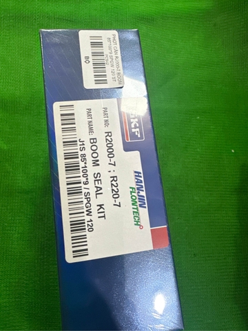 PHỚT CẦN R2000-7 BOOM 85*100*9 SPGW 120 ST