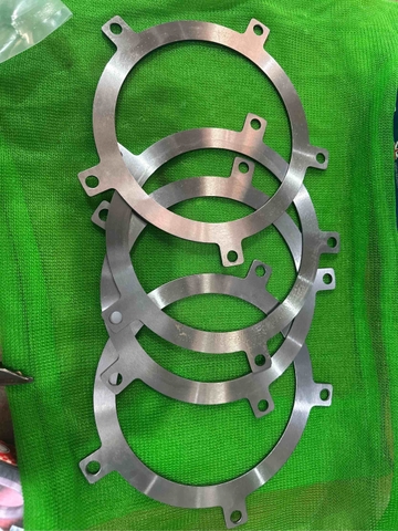 LÁ SẮT D31/ D41-6  5 TAI *5 LỖ TO 178*217*263*3.2 - TN/TQ