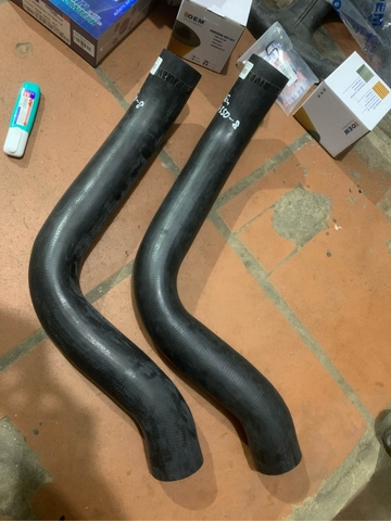 CÚT NƯỚC TRÊN SK320-6 SK330-6 SK350-5/8 OEM