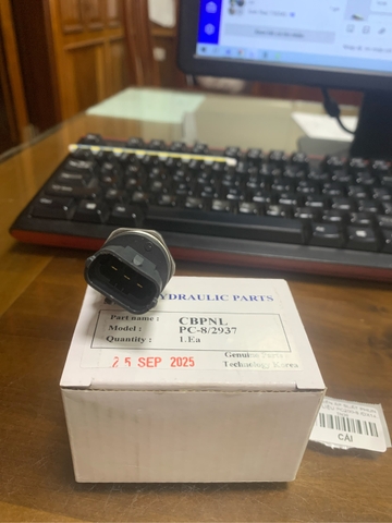 CẢM BIẾN ÁP SUẤT PHUN NHIÊN LIỆU PC200-8 /DX140/DX300 TN (BẢO HÀNH 04 THÁNG )