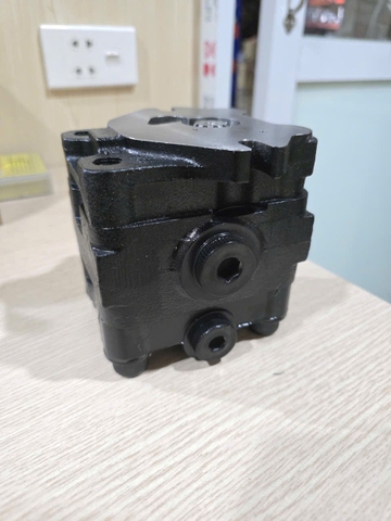 BƠM KHIỂN YAMA 30 VIO40 PVD-2B-36/38 PVD-1B-32 - 10T KHOANG 47*2 ĐƯỜNG DẦU RA BÊN CẠNH - KX0000576  - KHÔNG BẢO HÀNH- NC