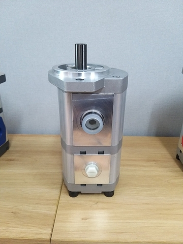BƠM LÁI + PHANH S200 K3V112DTP 2 KHOANG NHÔM Q.TRÁI - NGƯỢC K5V80 ZEN 30*19 - HANDOK