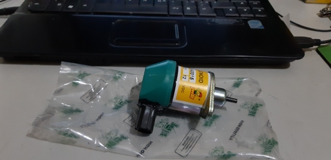 RƠ LE TẮT MÁY KUBOTA / ZX40 ZX55 4D87 V3300 12V KIM NGẮN 12 TÂM 52 KHÔNG BH- LB