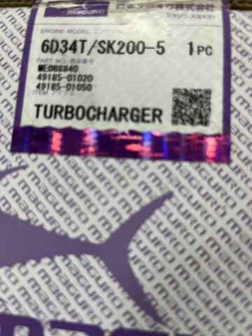 TUR BO SK200-3/4/5/6 6D34 - MAGURU cổ gió 54*60, cổ hút 37*52, cổ xả 3BL tâm 78 d62, đế 45*87