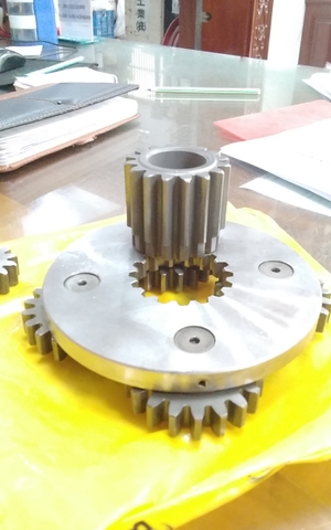 BÁNH RĂNG GIỮA QTTD SK50-3 16R 27*48*40.5/42 JKO