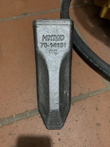 RĂNG ĐÁ PC300 THÉP DẬP HXMD