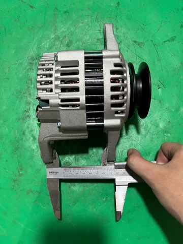 MÁY PHÁT DH55 DH60-7 DX55 EC55 1 rãnh* 2 tai cân tâm 177* háng 80 điện áp 60A - COMIN
