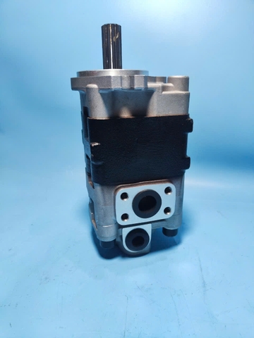 BƠM XE NÂNG 2 KHOANG 13T Q.TRÁI 1 VÀO +2 RA CỔ 82 TOYOTA 3.5T - KXN1463