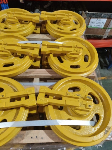 DẪN HƯỚNG YM 55 (YAMA55 )VIO55/B6  70x134 CÀNG 160  M12*40 LỬNG - LY/ZX TỐT