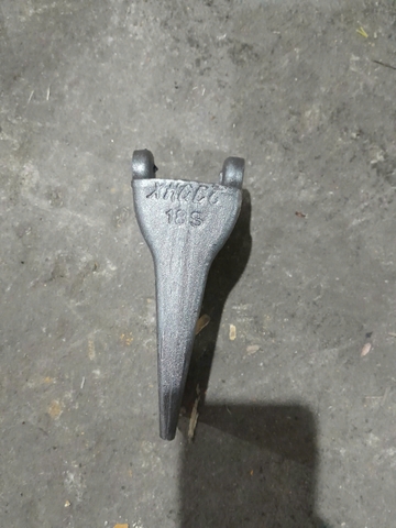 RĂNG ĐẤT 18S THÉP DẬP - XHget