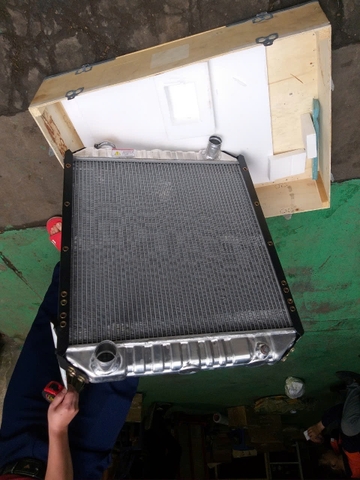 KÉT NƯỚC PC60-7 PC75-3 4D95 680*550*90 - XP
