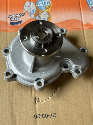 BƠM NƯỚC XE NÂNG SUMITOMO / MAZDA HA/XA 8 LỖ BL BẮT - HLP