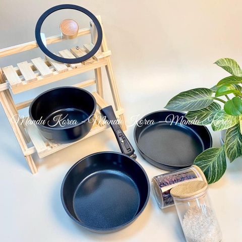 Bộ nồi có tay cầm tách rời Ditto tiện lợi