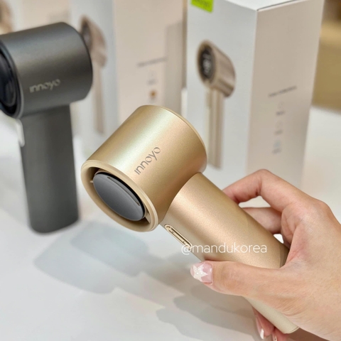Quạt tích điện cầm tay Innoyo Handheld pin 3600mAh