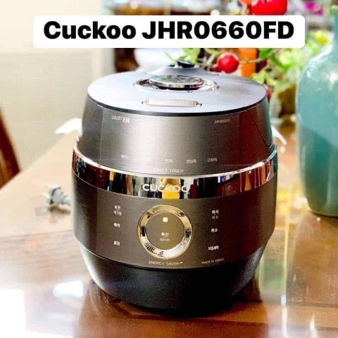 Nồi cơm điện Cuckoo 1.8L phù hợp gia đình 4–10 người