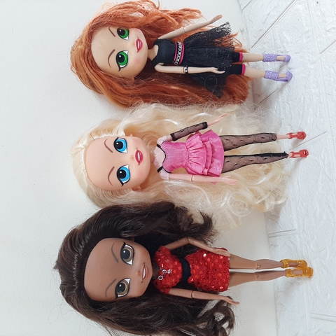 Búp Bê Mỹ Cô Gái Thời Trang Ban Nhạc Mỹ 30 cm = 12 inch The Beatrix Girls Chantal  Fashion Doll (hàng tồn kho)