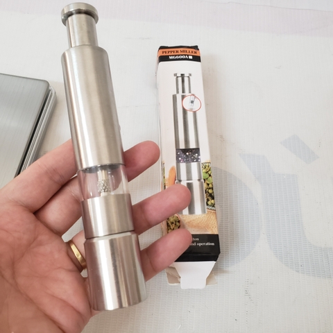Cối Xay Muối & Tiêu, Gia Vị Nút Ấn  Bằng Thép Không Gỉ PVN5014