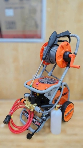 Máy phun xịt áp lực NAKAMAX NK-3150 3150W, RULO CUỘN DÂY