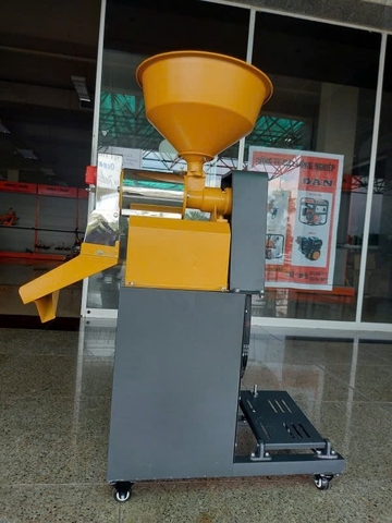 Máy Xát Mini Chạy Động Cơ Xăng Không Sàng Sạn KN-HWASDAN-64