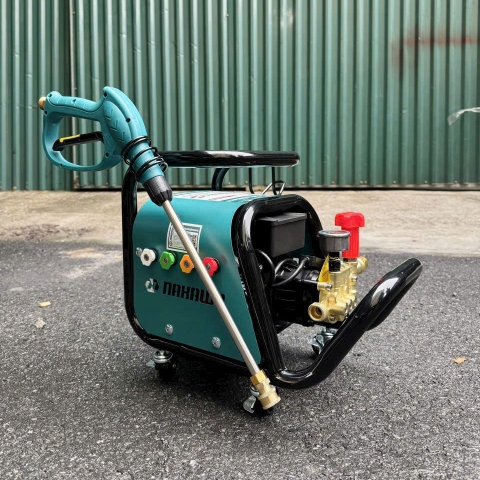 Máy Rửa Xe 3000W Nakawa NK-MP3000PLUS