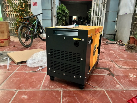 Máy Phát Điện Chạy Dầu 6Kw Kama KDE8800TN Siêu Cách Âm