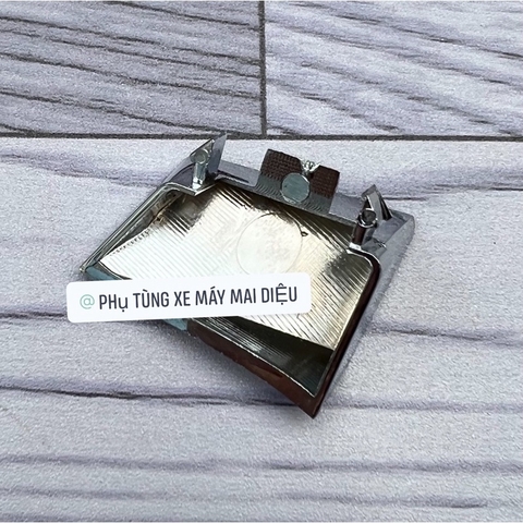 NÚT ĐẬY LỖ BÌNH DẦU (SPORT-XIPO-RGV-RGX-SATRIA)