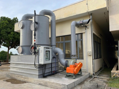 Nghiên cứu ứng dụng thực nghiệm về công trình xử lý khí thải tại chỗ tại Việt Nam