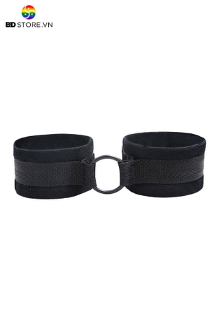 BDT067 - Còng tay tình yêu có rải ruy băng nối liền dài 25cm