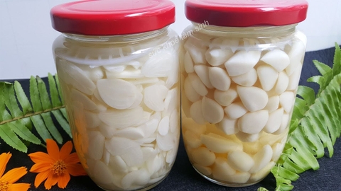 Tỏi ngâm giấm món ngon phải có trong ngày Tết, bạn cùng thực hiện với DODO nhé!