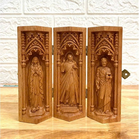 Bộ bàn thờ công giáo mini Đức mẹ Lộ Đức - Chúa Thương Xót -Thánh Giuse, cao 15cm, gỗ Beech