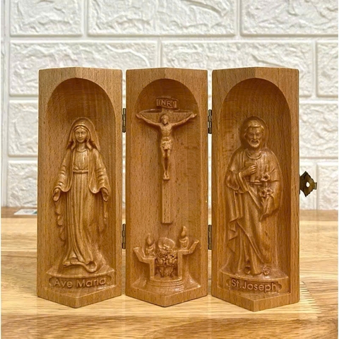 Bộ bàn thờ công giáo mini Đức mẹ Ban Ơn - Chúa Chịu Nạn -Thánh Giuse, cao 15cm, gỗ Beech