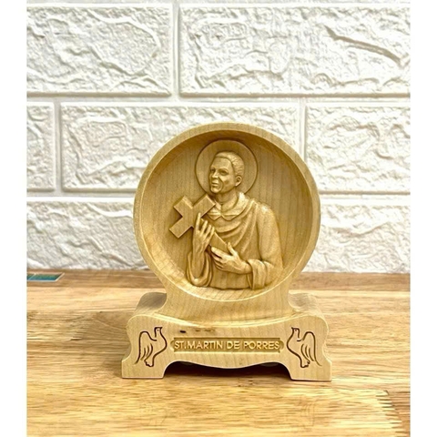 PHÙ ĐIÊU ĐỂ BÀN THÁNH MARTIN (Saint Martin de Porres), CAO 12CM, GỖ MAPLE