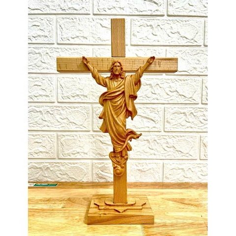 TƯỢNG CHÚA KHẢI HOÀN (Triumphant Christ Statue), CAO 20CM, THÁNH GIÁ 35CM CÓ ĐẾ GỖ BEECH