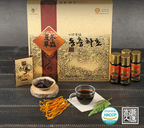 Nước Đông Trùng Hạ Thảo Hộp 15 Chai 50ml (Kèm Sâm Lát)