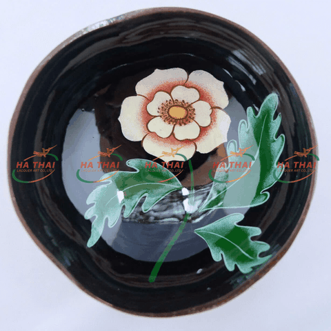 Daisy Lacquer Coconut Bowl - CB011