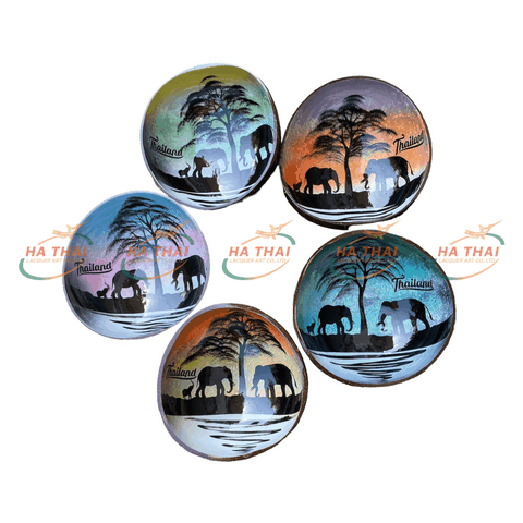 Export lacquer coconut shell bowl with black elephant (CB059)