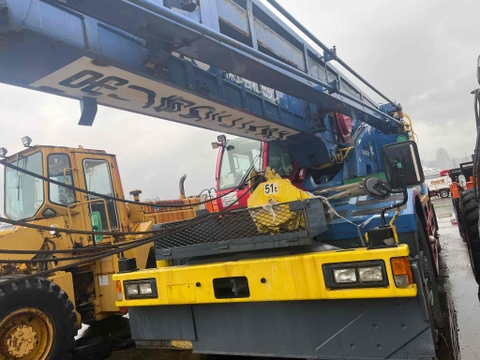 BÁO GIÁ XE CẨU ĐỊA HÌNH KOBELCO 51 TẤN – NHẬT BẢN
