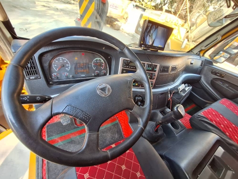 CẨU ĐỊA HÌNH KOBELCO RK100 – 10 TẤN (1999)