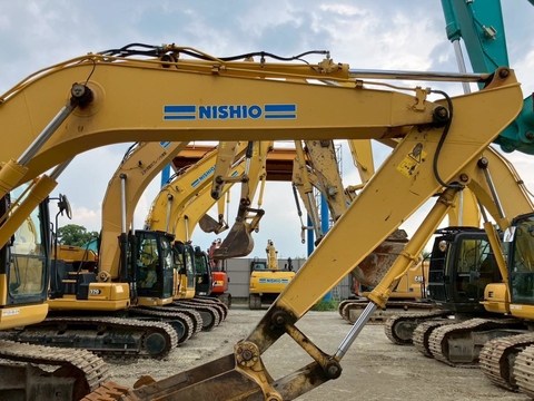 MÁY XÚC KOMATSU PC200-10 – ĐỜI 2017 🚛
