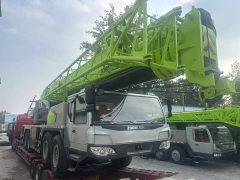 XE CẨU ZOOMLION ZTC800