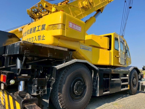 CẨU BÁNH LỐP KOBELCO RK500 – 51 TẤN