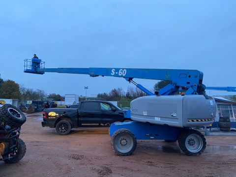 Genie S-60