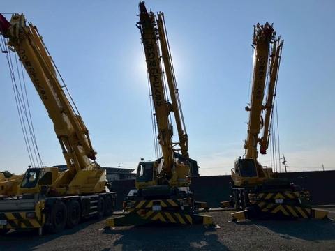 CẨU BÁNH LỐP KOBELCO RK500 – 51 TẤN