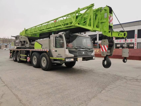 XE CẨU BÁNH LỐP ZOOMLION ZTC800V