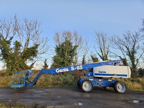 XE NÂNG NGƯỜI GENIE S65