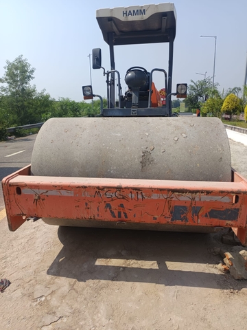 MÁY LU RUNG HAMM 311D – 2018