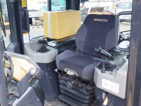 MÁY ỦI KOMATSU D37PLL-24 – ĐỜI 2017
