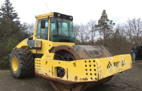 LU RUNG BOMAG BW226 DI-4i BVC – 2015