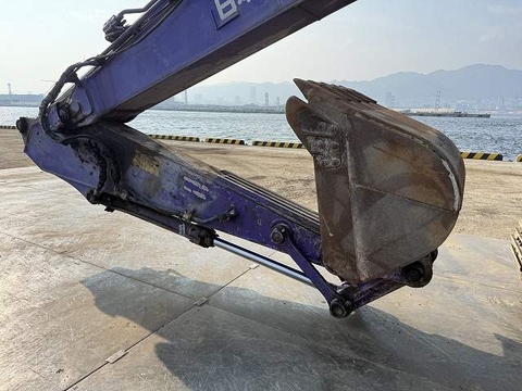 MÁY XÚC HITACHI ZX225USRK-5B – ĐỜI 2015 🚛